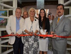 Edebiyatla resmi buluşturdu 